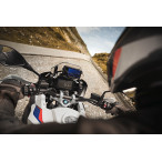 ConnectedRide Cradle Frontansicht Am Fahrzeug