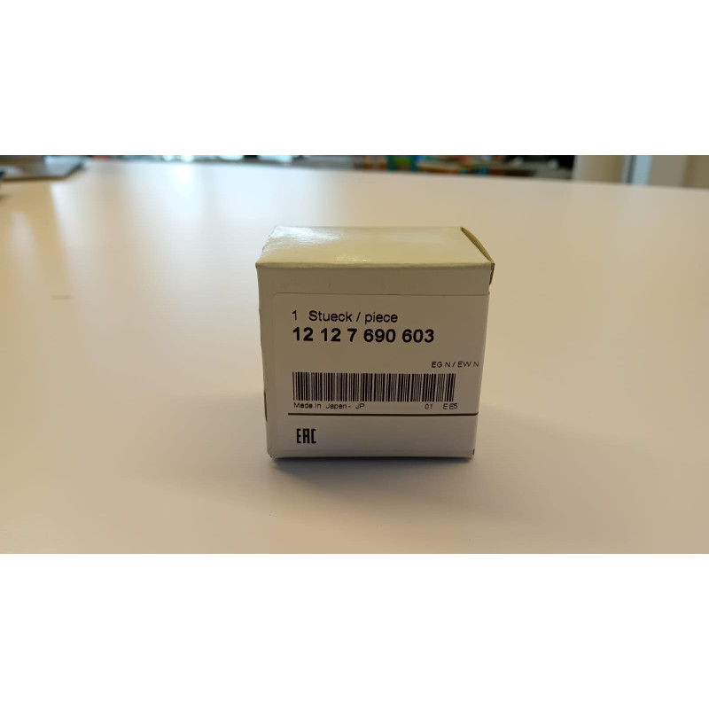 Zündkerzenkarton mit Teilenummernaufdruck