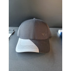 Schwarz-graue MINI Cap mit Car Face Detail auf der Vorderseite.