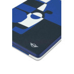 Detailansicht des MINI Notebook Covers mit Car Tile Design in Blau- und Indigotönen